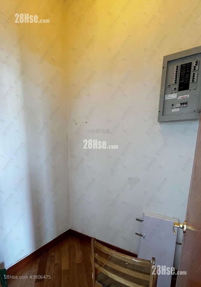 御凯 租盘 3 房 , 2 浴室 728 平方尺