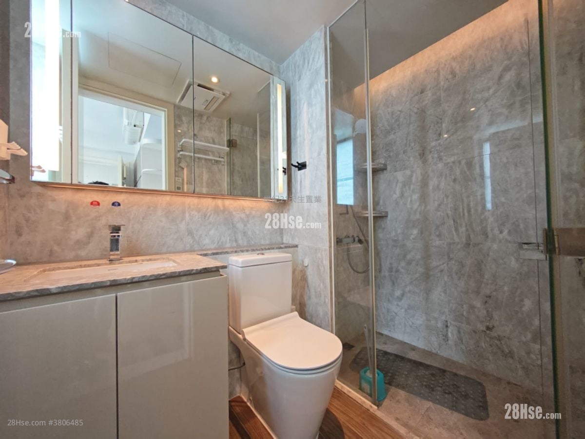 The Carmel Sell 2 Bedrooms , 2 Bathrooms 805 ft²