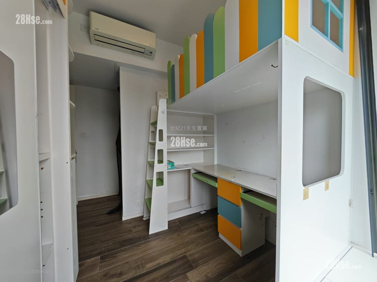 The Carmel Sell 2 Bedrooms , 2 Bathrooms 805 ft²