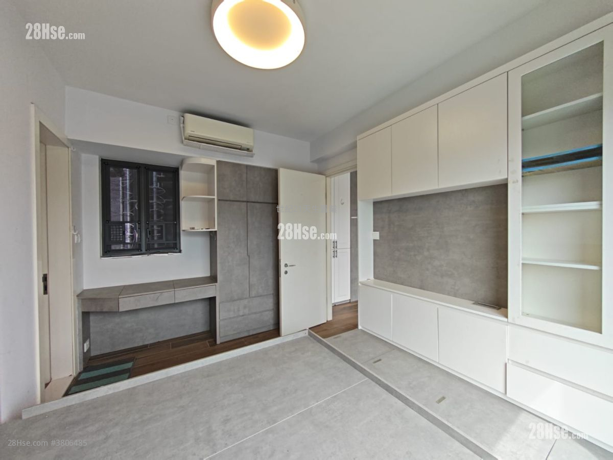 The Carmel Sell 2 Bedrooms , 2 Bathrooms 805 ft²