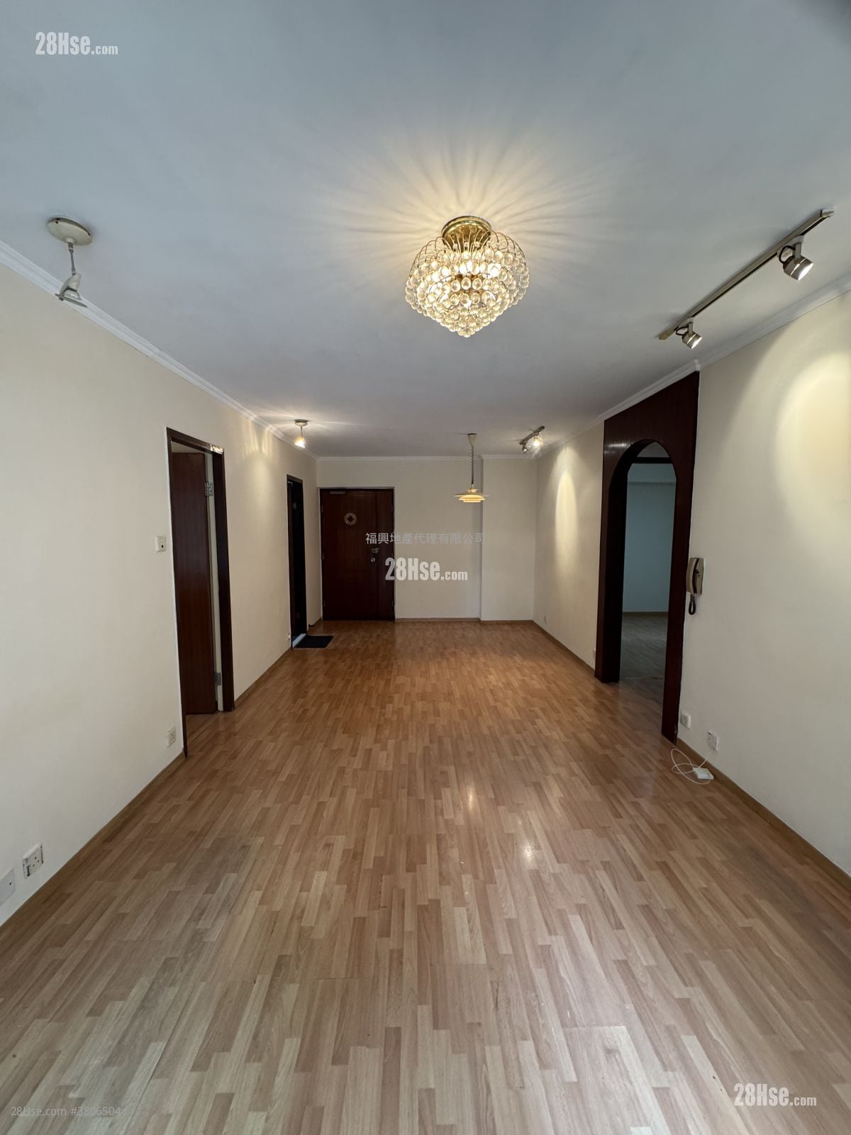 红磡湾中心 售盘 3 房 , 2 浴室 911 平方尺