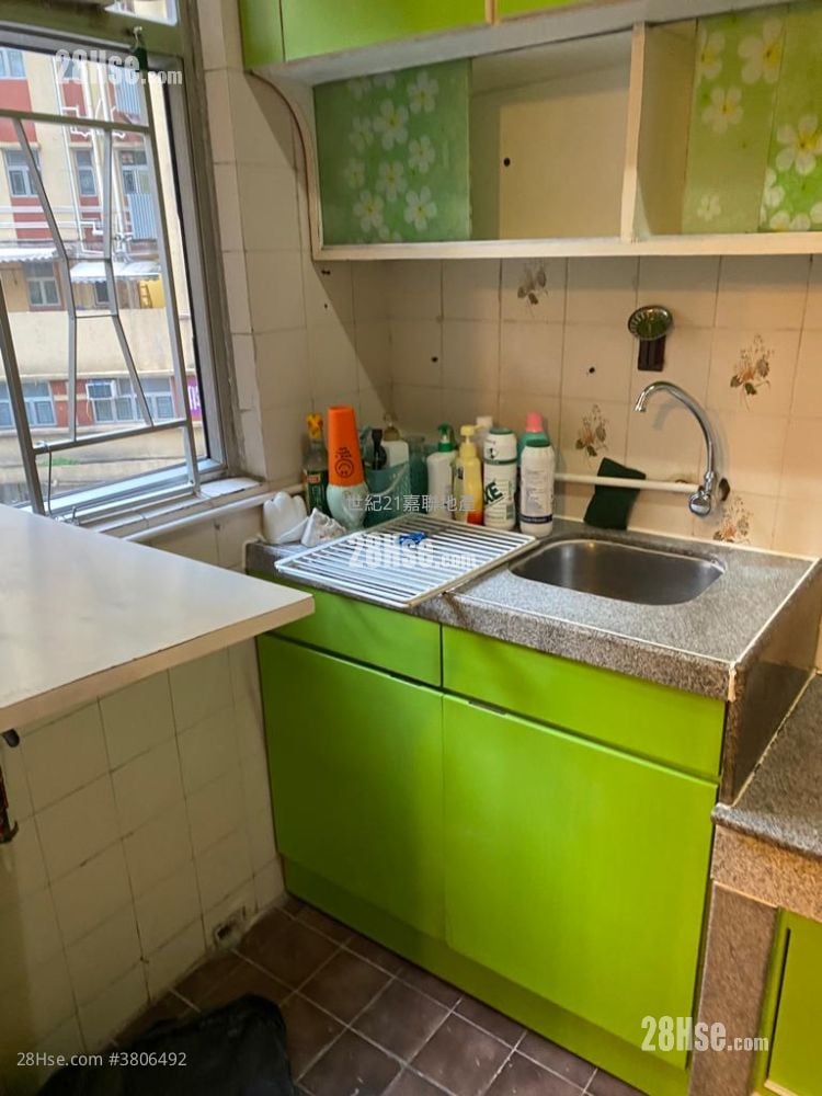 高宝阁 租盘 2 房 , 1 浴室 395 平方尺