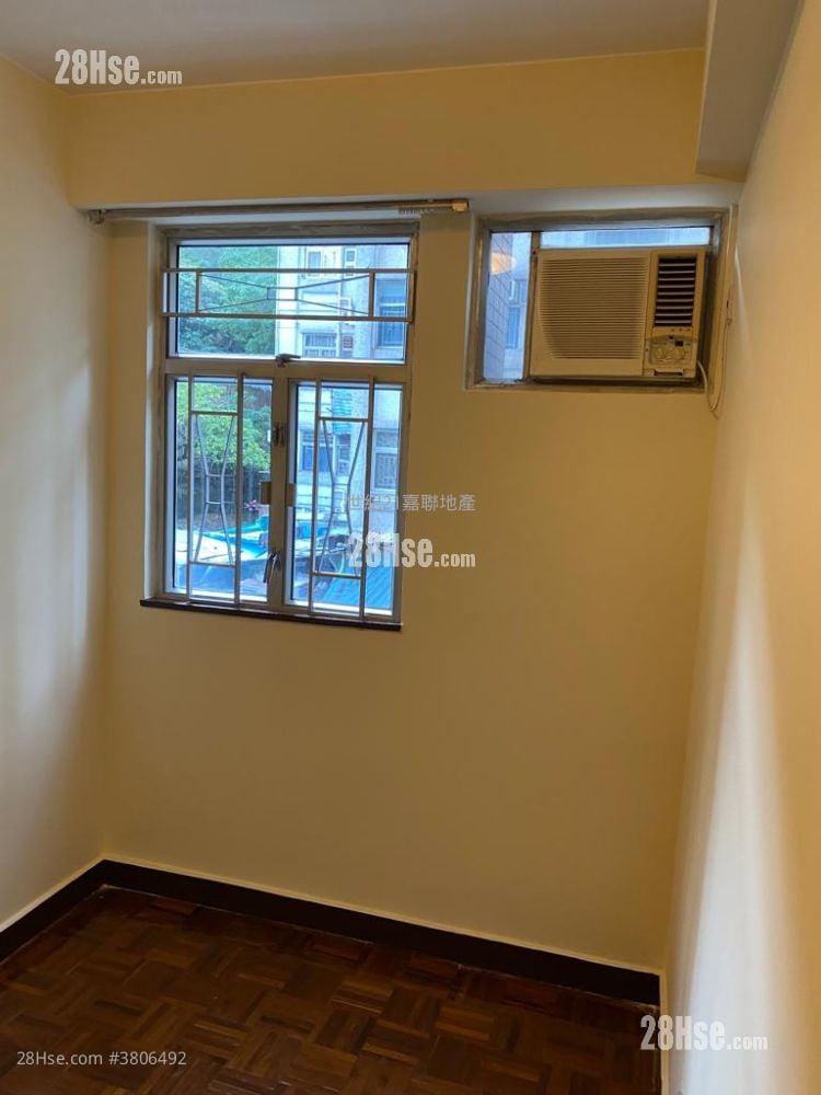 高宝阁 租盘 2 房 , 1 浴室 395 平方尺