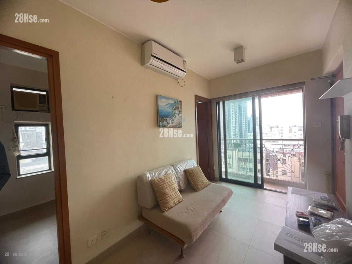 Yau On Court Sell 2 Bedrooms , 1 Bathroom 318 ft²
