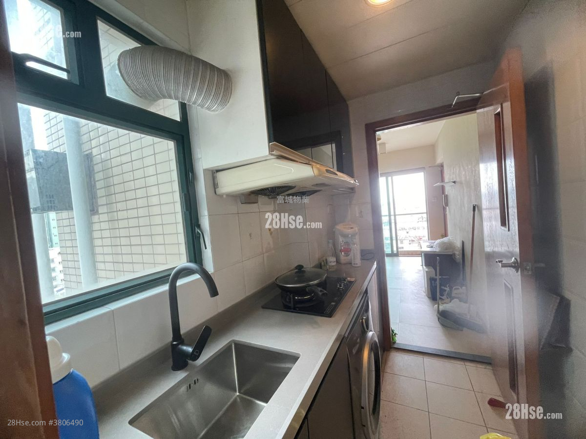 Yau On Court Sell 2 Bedrooms , 1 Bathroom 318 ft²