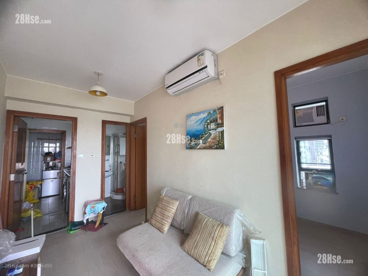 Yau On Court Sell 2 Bedrooms , 1 Bathroom 318 ft²