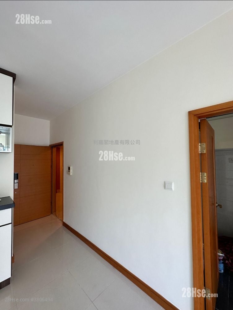 银湖天峰 售盘 2 房 604 平方尺