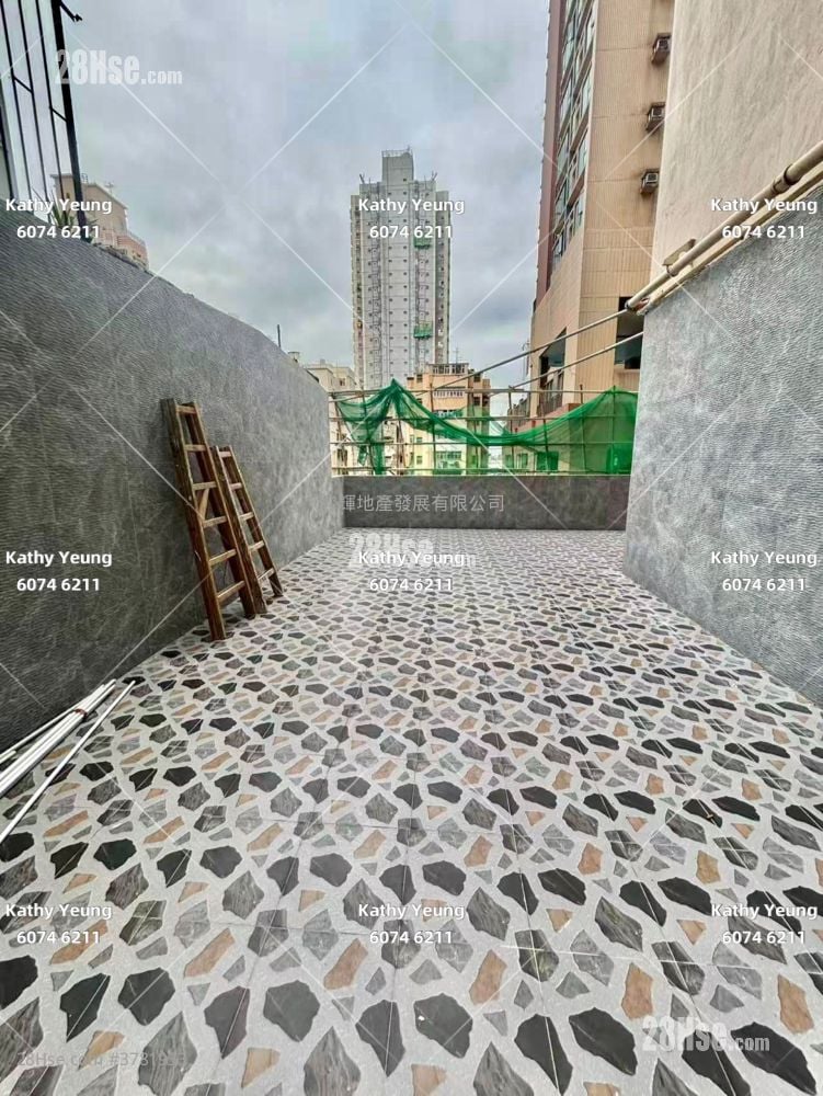 砵蘭街18-26號 Rental 3 Bedrooms , 1 Bathroom 446 ft²