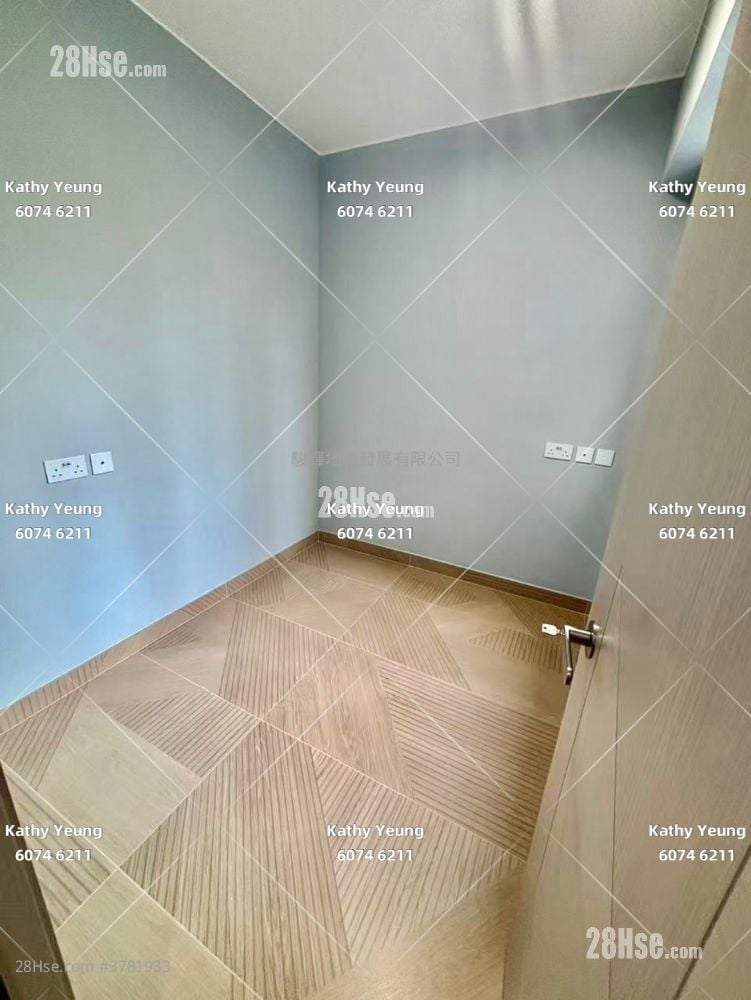 砵蘭街18-26號 Rental 3 Bedrooms , 1 Bathroom 446 ft²