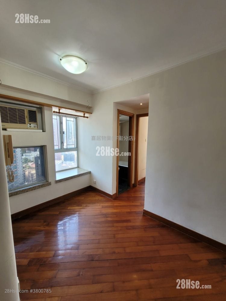 Peaceful Mansion Sell 2 Bedrooms , 1 Bathroom 340 ft²