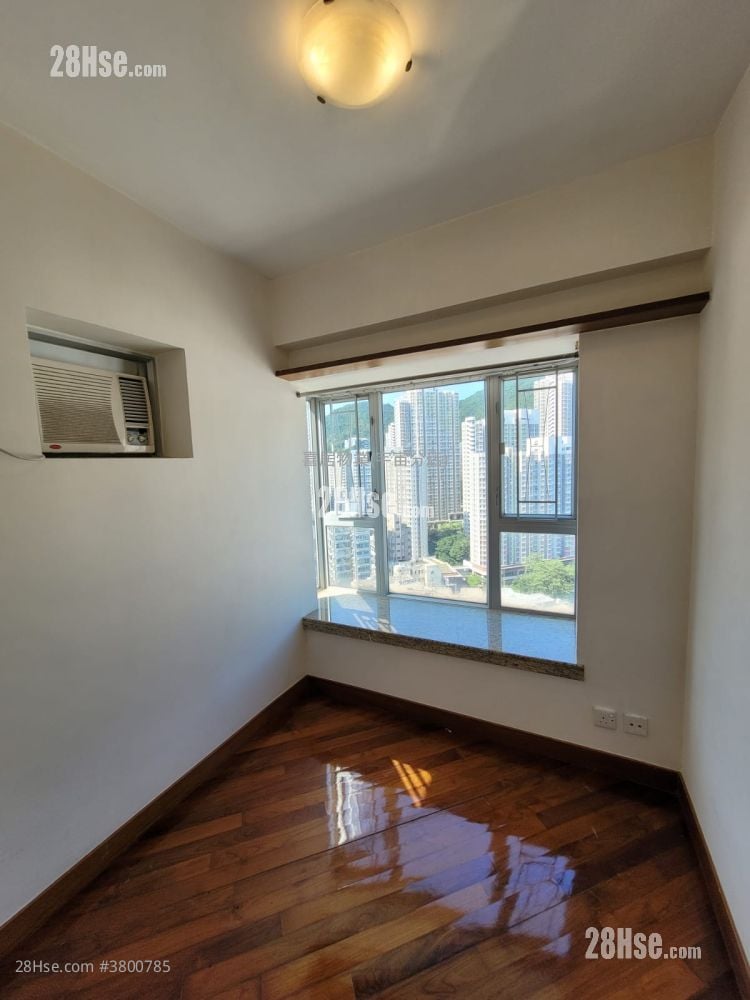 Peaceful Mansion Sell 2 Bedrooms , 1 Bathroom 340 ft²