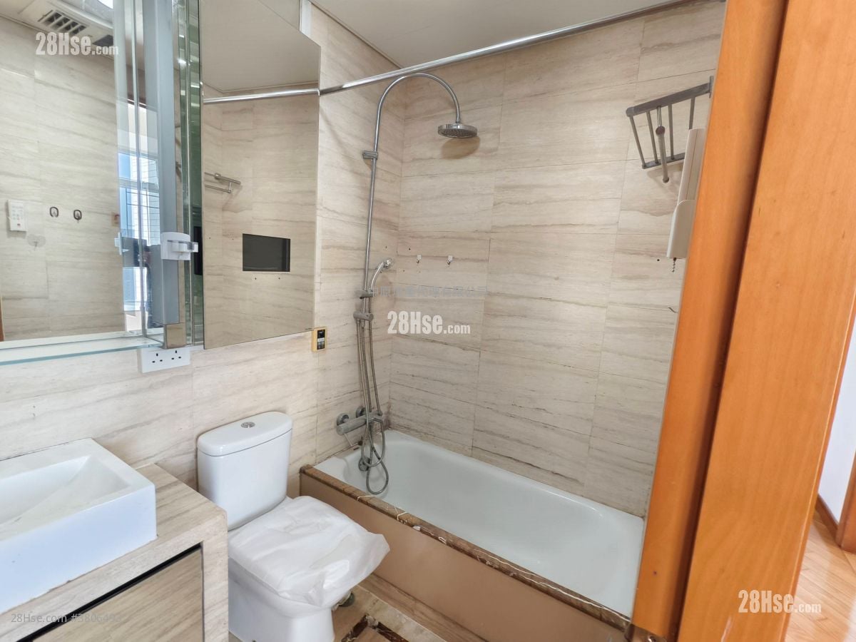 The Dynasty Rental 3 Bedrooms , 2 Bathrooms 728 ft²