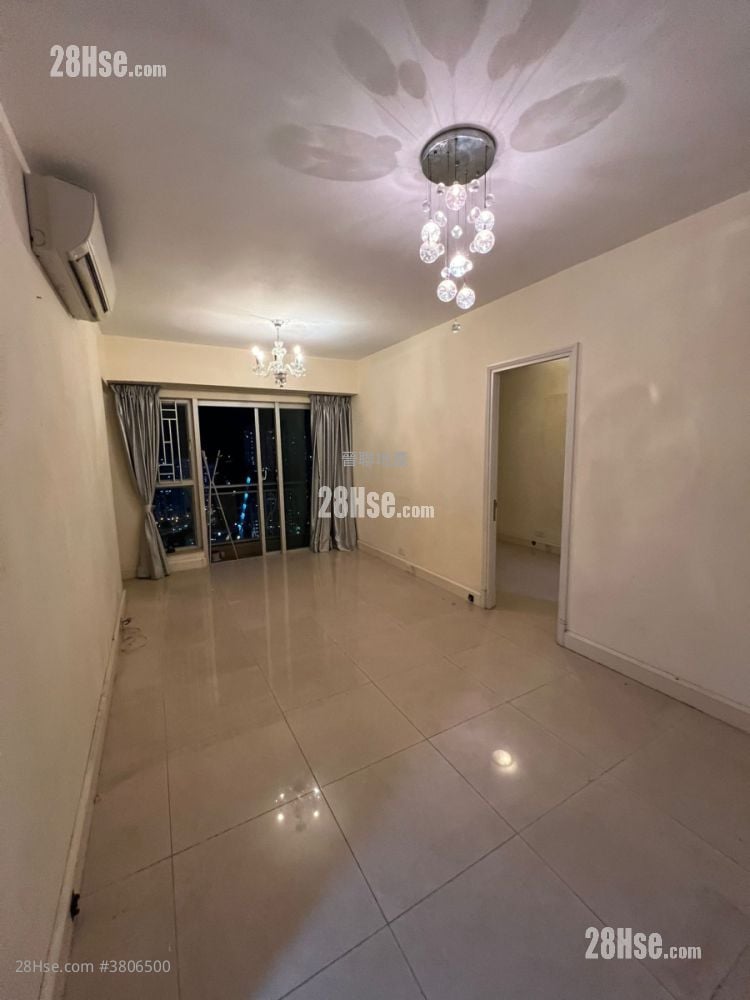 Festival City Sell 3 Bedrooms , 1 Bathroom 678 ft²