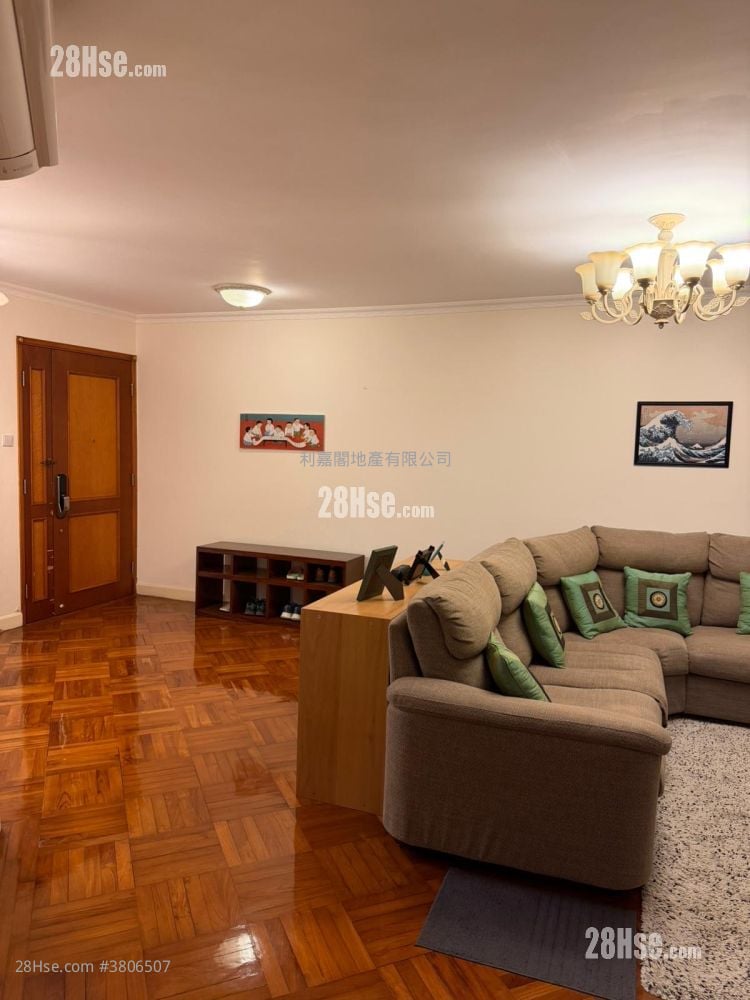 駿景園 售盤 3 房 974 平方呎