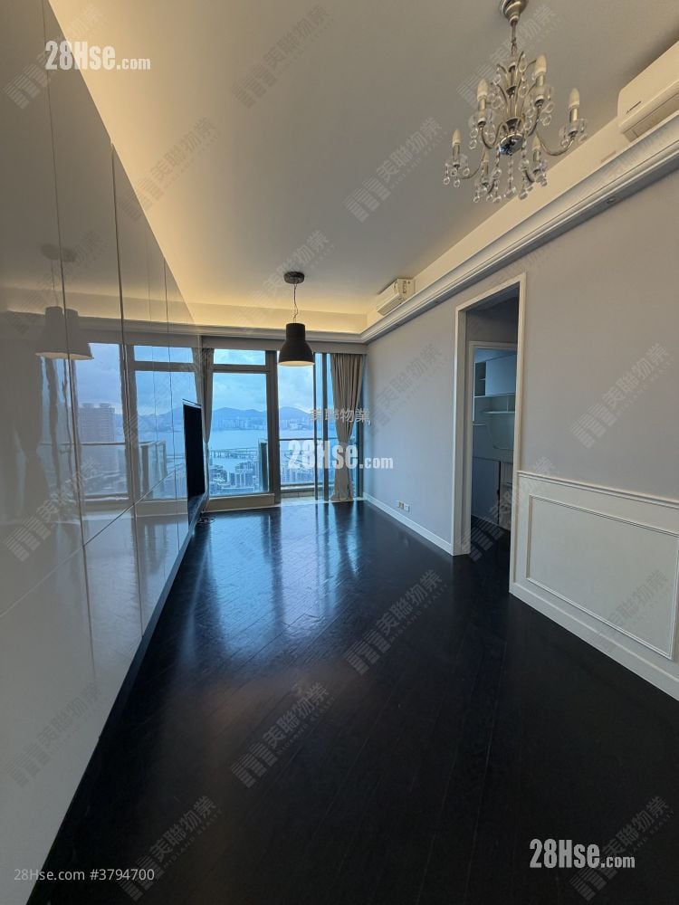 The Wings Rental 4 Bedrooms , 2 Bathrooms 892 ft²