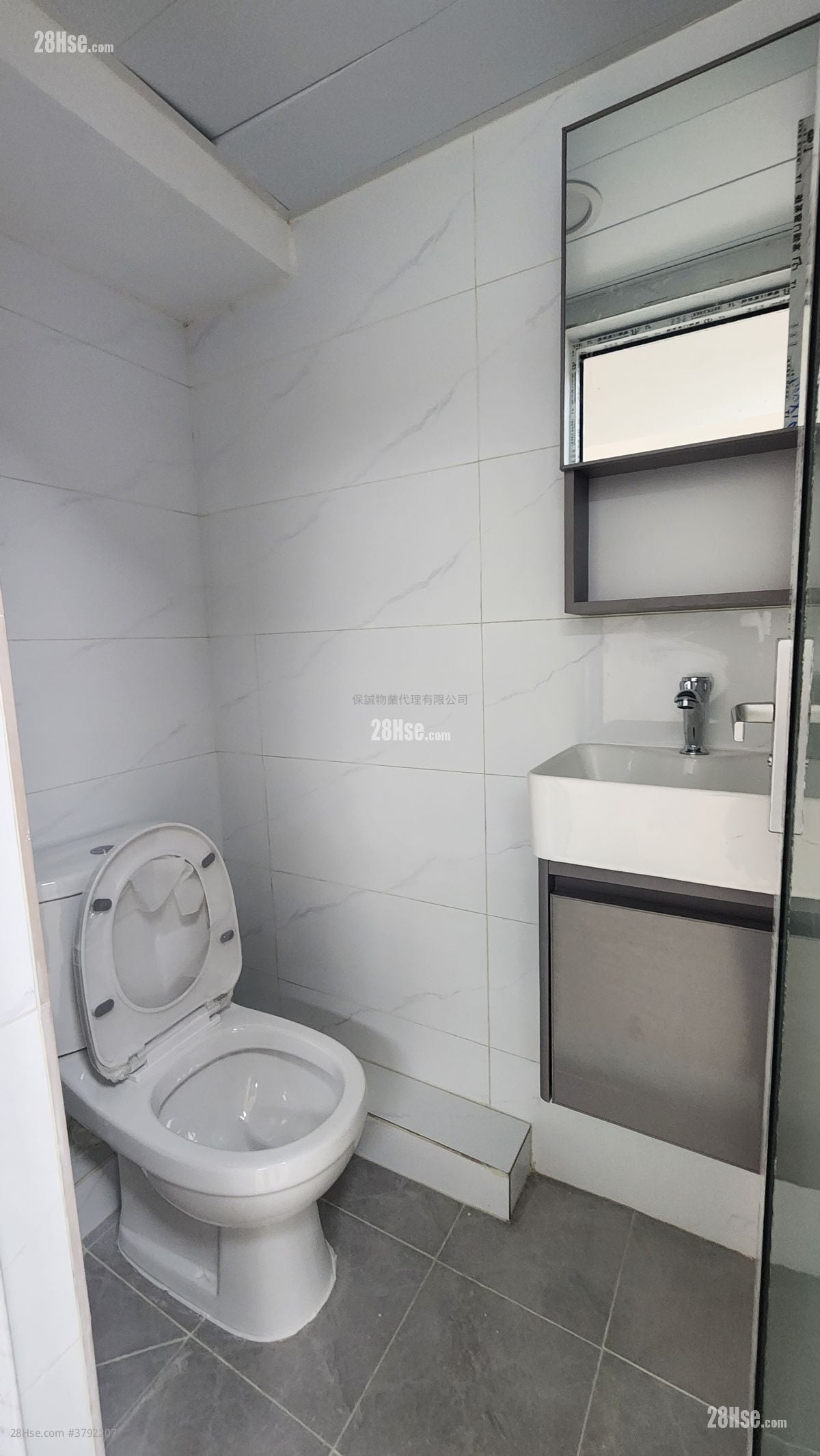 华威工业大厦 租盘