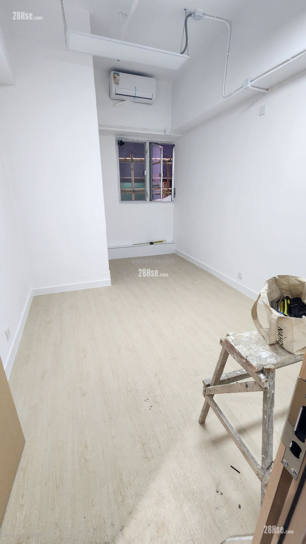 华威工业大厦 租盘