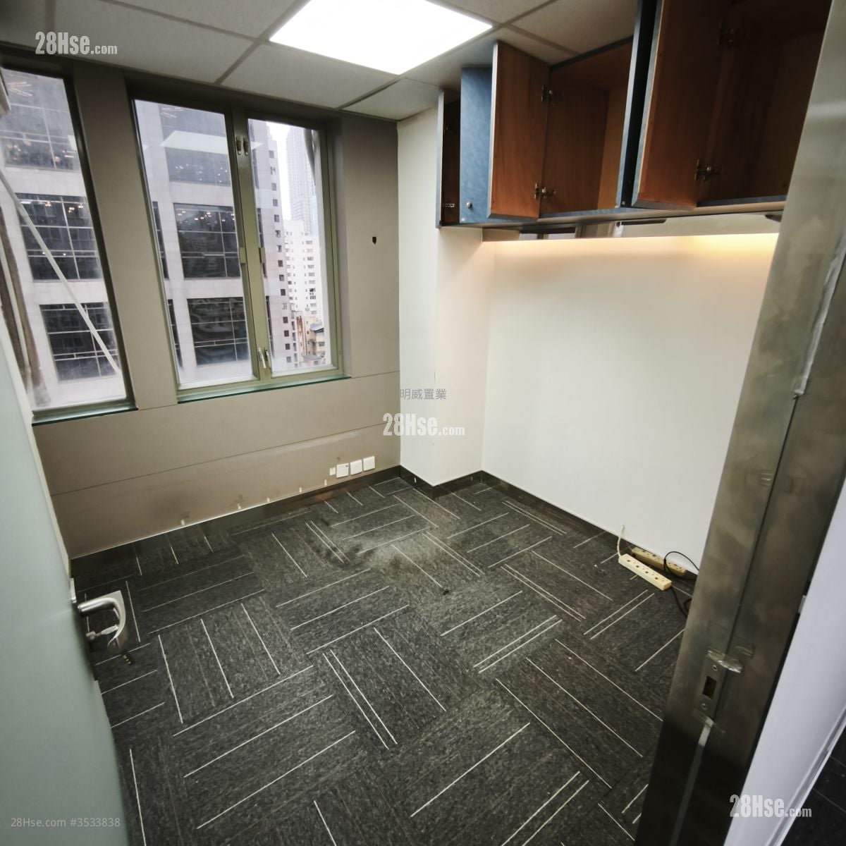 President Commercial Centre Rental 3 Bedrooms