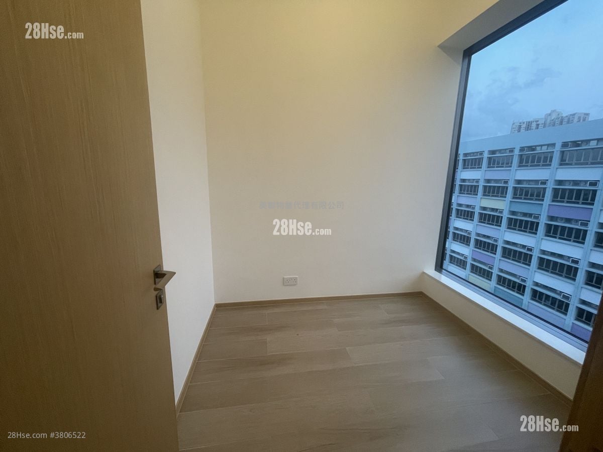 北映荟 租盘 274 平方尺