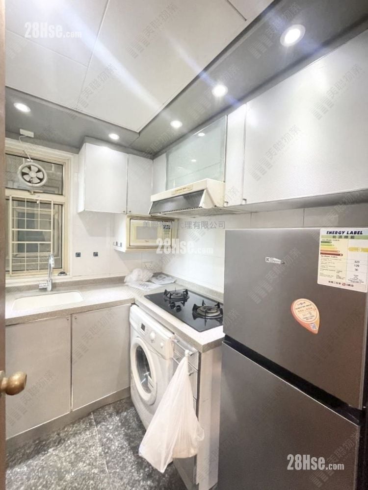 La Cite Noble Sell 2 Bedrooms 378 ft²