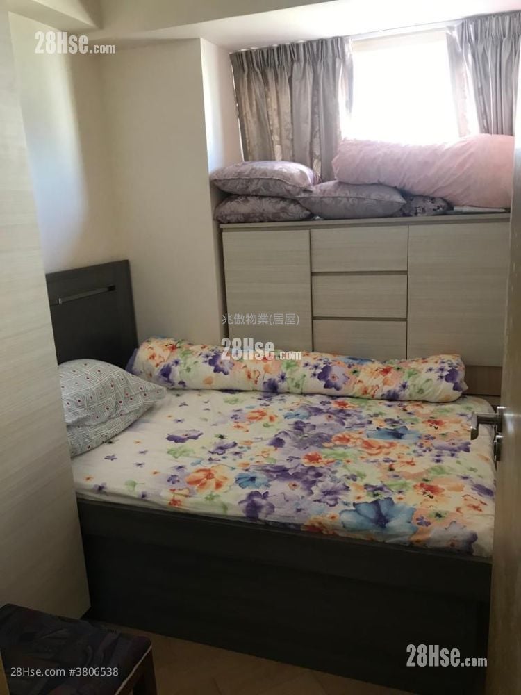 The Wings Rental 4 Bedrooms , 2 Bathrooms 826 ft²