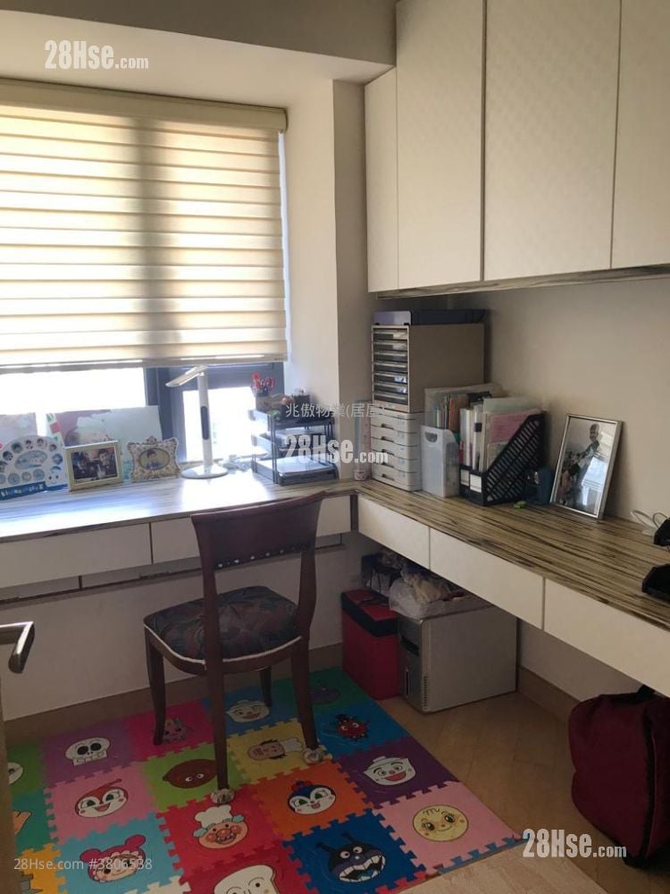 The Wings Rental 4 Bedrooms , 2 Bathrooms 826 ft²