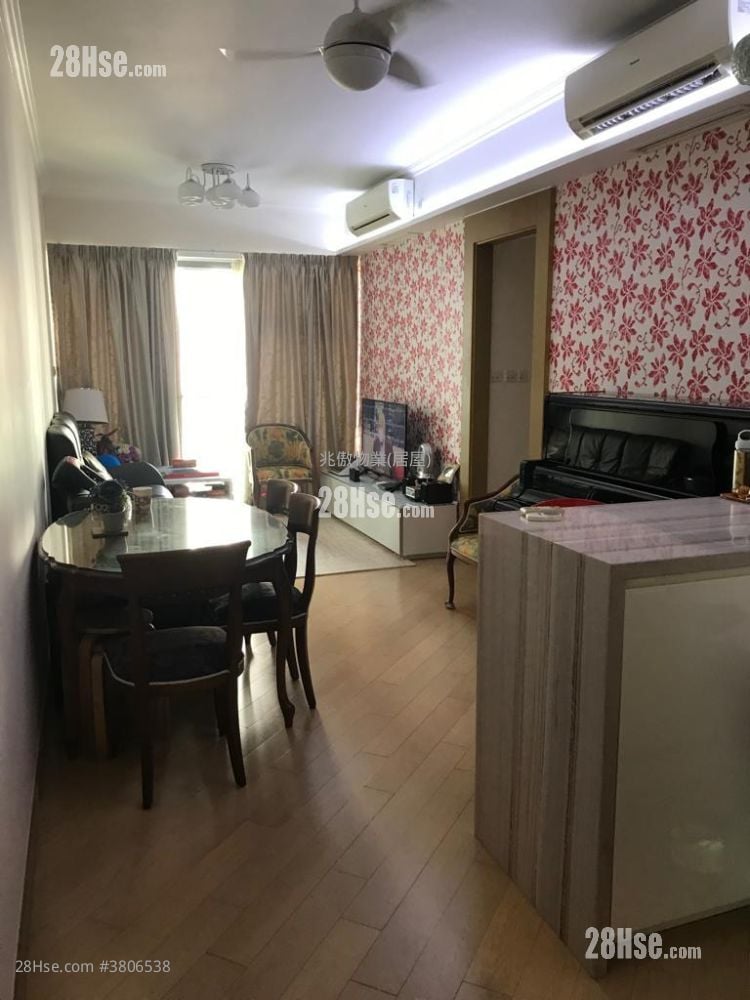 The Wings Rental 4 Bedrooms , 2 Bathrooms 826 ft²