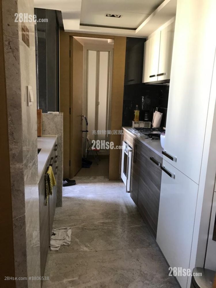 The Wings Rental 4 Bedrooms , 2 Bathrooms 826 ft²