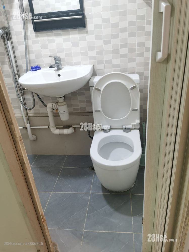 石湖新村 租盤 200 平方呎