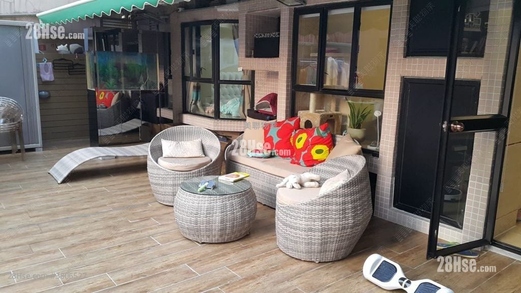 Wellive Court Sell 2 Bedrooms , 1 Bathroom 461 ft²