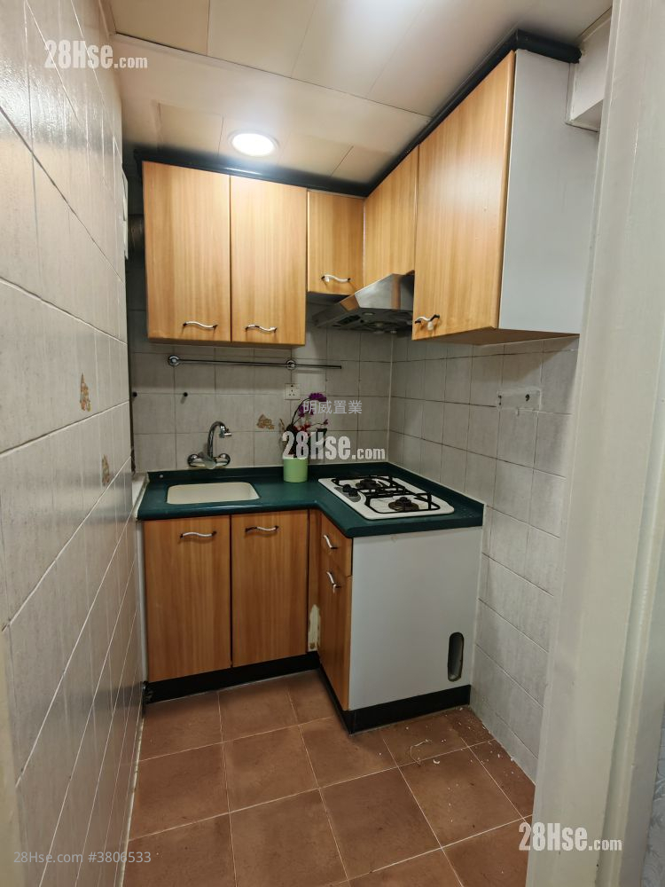 Foo Tat Building Rental 2 Bedrooms 306 ft²