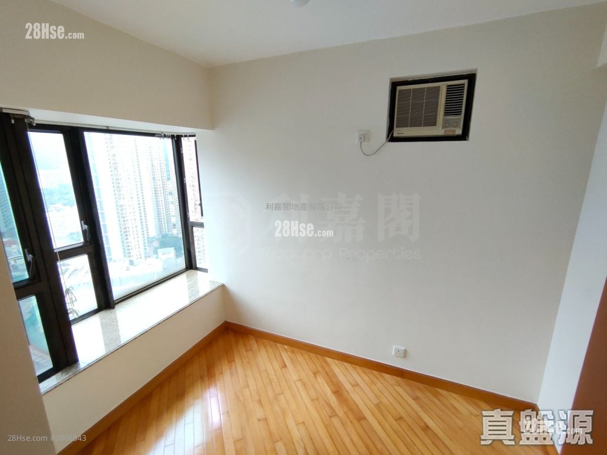 Prima Villa Sell 2 Bedrooms , 1 Bathroom 414 ft²