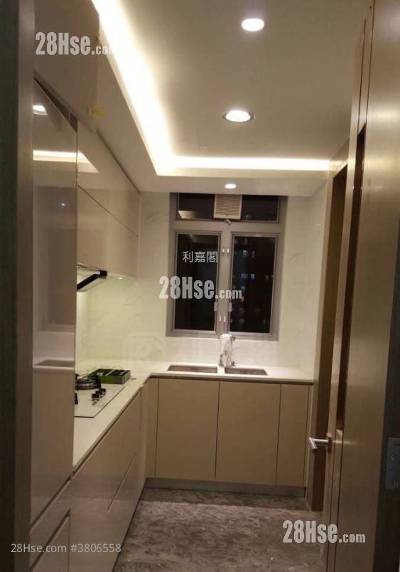 尚悦 售盘 3 房 , 2 浴室 743 平方尺