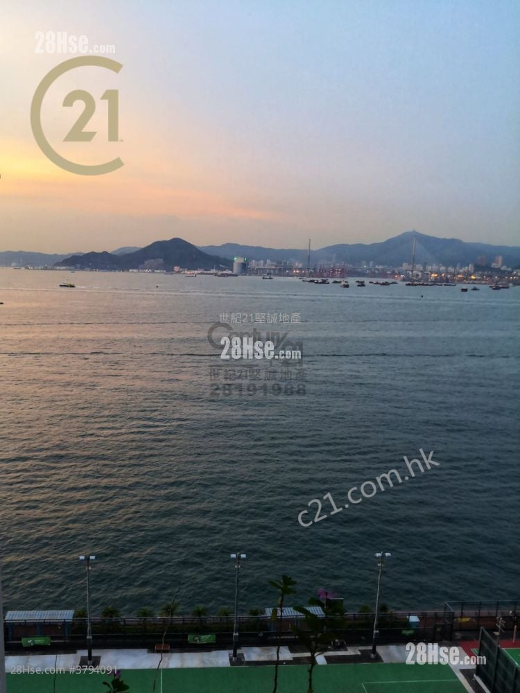 Regent Height Sell 3 Bedrooms , 2 Bathrooms 819 ft²