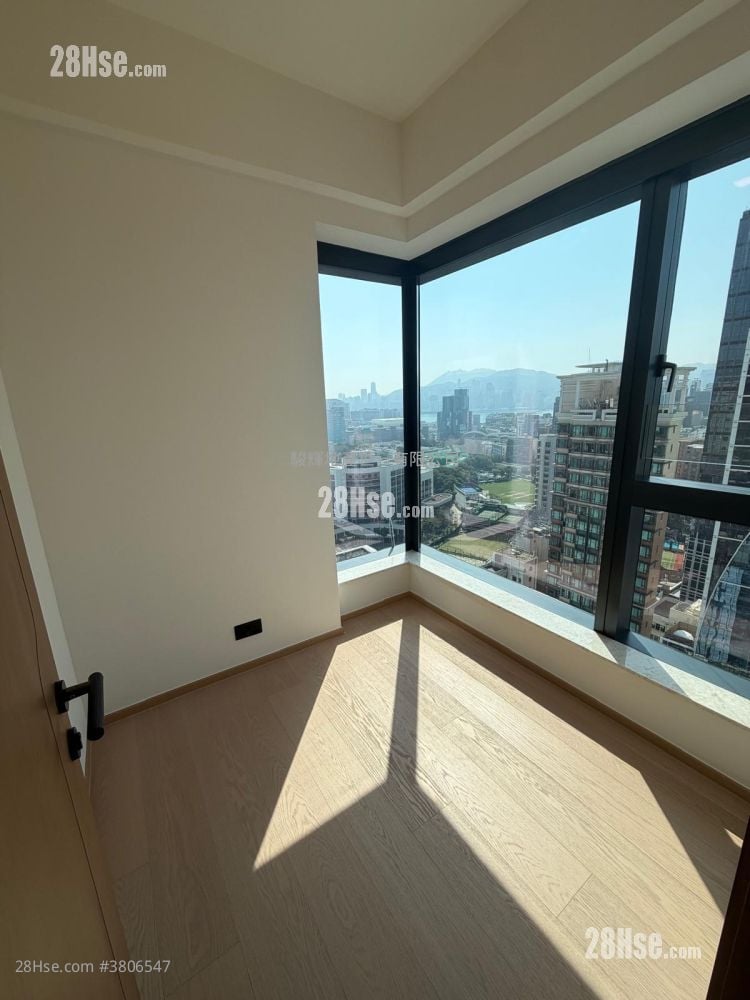 Topside Residence Rental 3 Bedrooms , 1 Bathroom 569 ft²