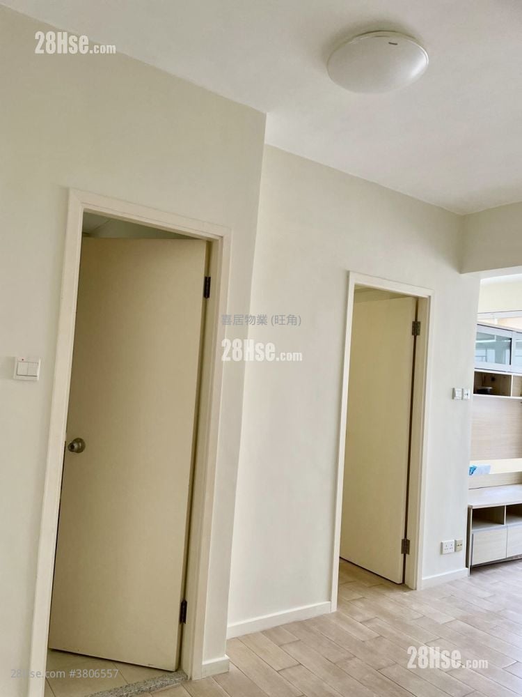 Hing Wah Building Sell 2 Bedrooms , 1 Bathroom 354 ft²