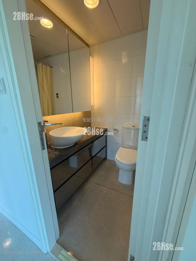 Mont Vert Rental 3 Bedrooms , 2 Bathrooms 751 ft²