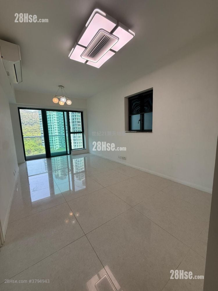 Mont Vert Rental 3 Bedrooms , 2 Bathrooms 751 ft²