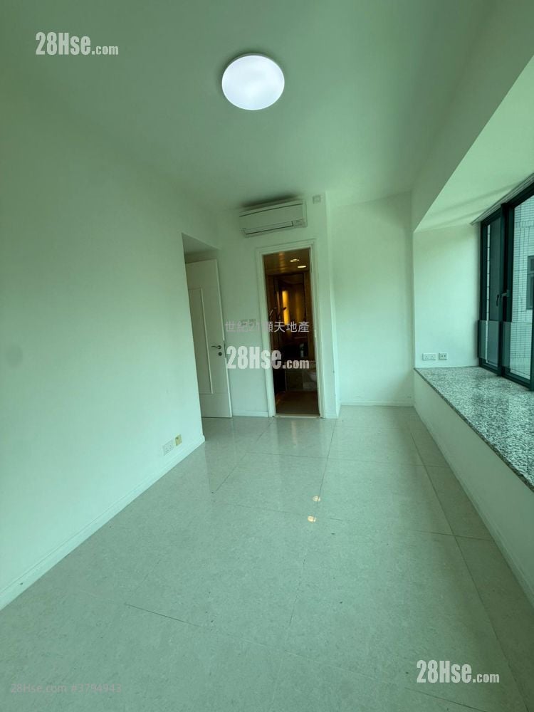 Mont Vert Rental 3 Bedrooms , 2 Bathrooms 751 ft²