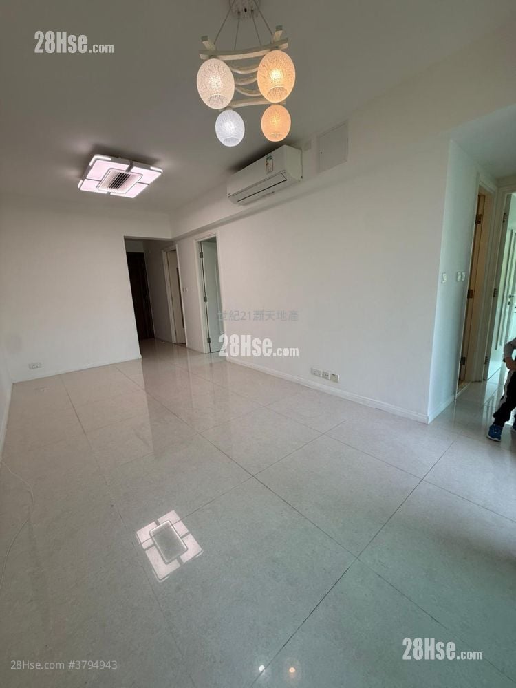 Mont Vert Rental 3 Bedrooms , 2 Bathrooms 751 ft²