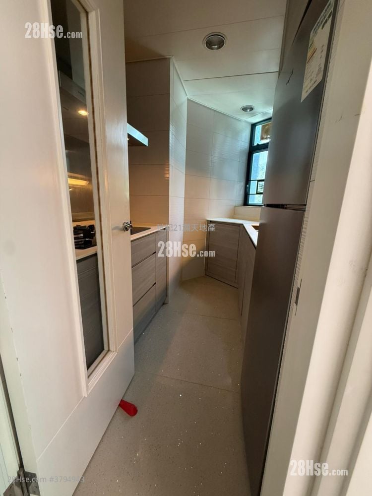 Mont Vert Rental 3 Bedrooms , 2 Bathrooms 751 ft²