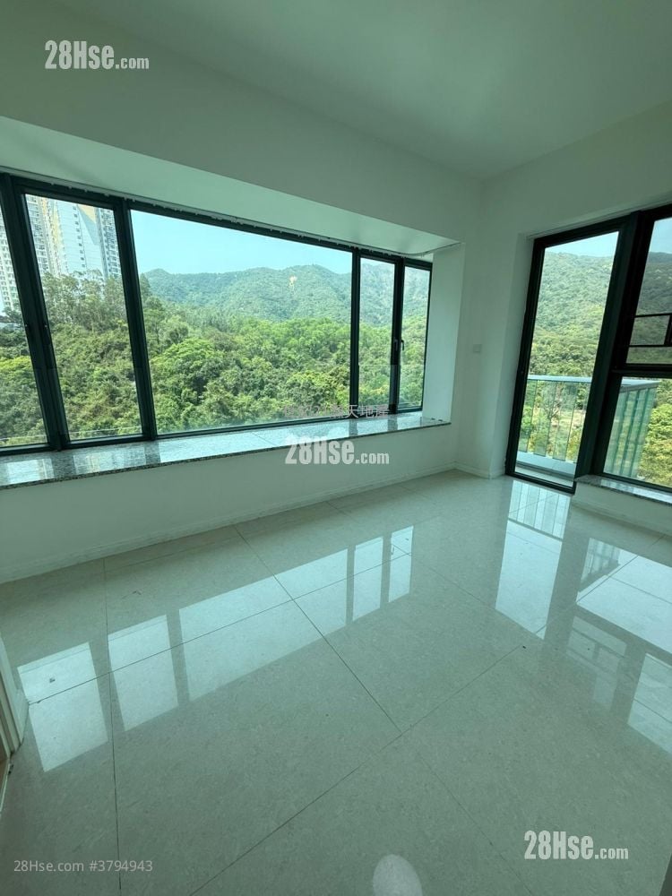 Mont Vert Rental 3 Bedrooms , 2 Bathrooms 751 ft²