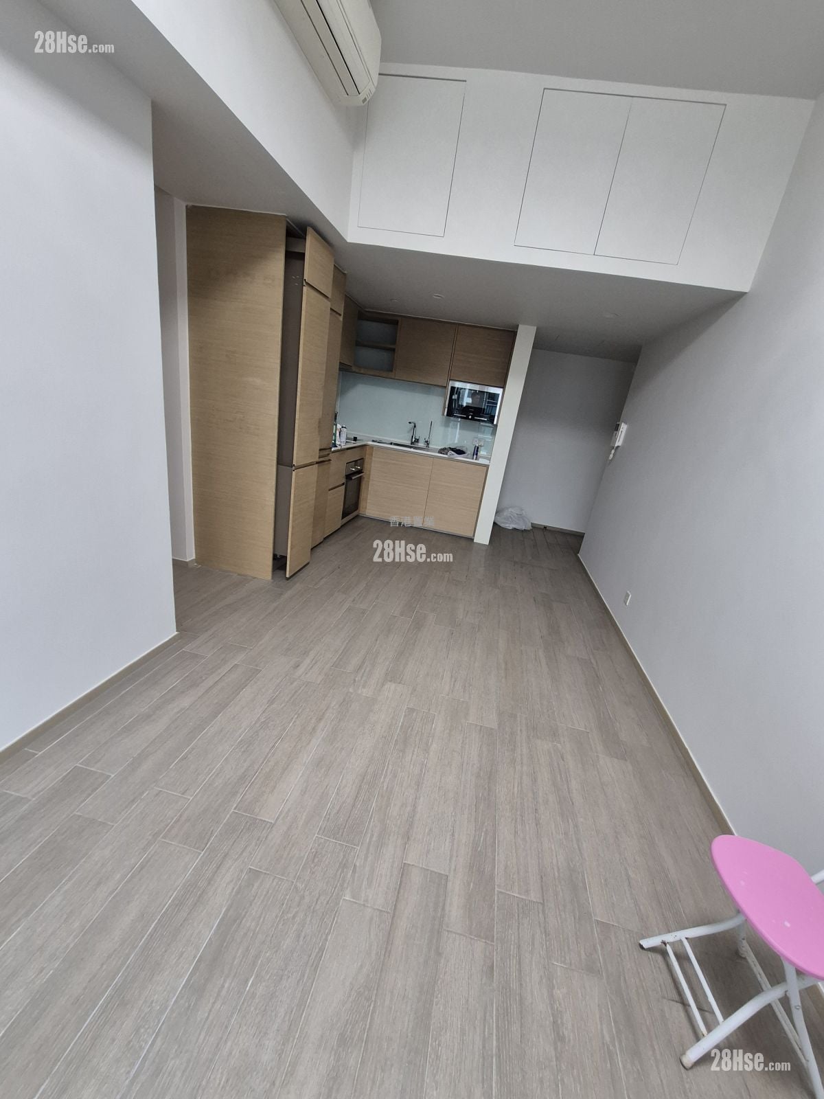 The Wings Rental 3 Bedrooms , 2 Bathrooms 673 ft²