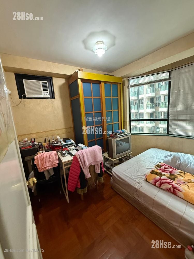 Jubilant Place Sell 3 Bedrooms , 2 Bathrooms 778 ft²