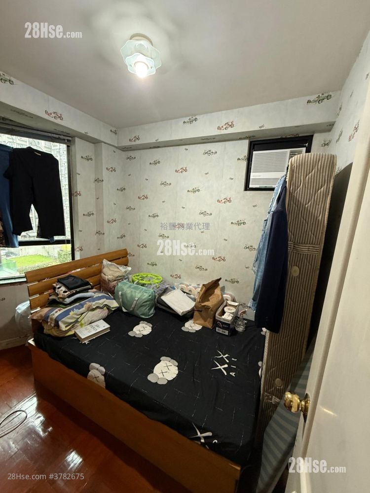 Jubilant Place Sell 3 Bedrooms , 2 Bathrooms 778 ft²