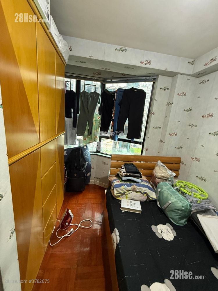 Jubilant Place Sell 3 Bedrooms , 2 Bathrooms 778 ft²