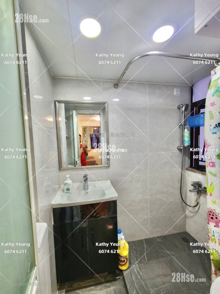 伟晴阁 租盘 2 房 , 1 浴室 306 平方尺