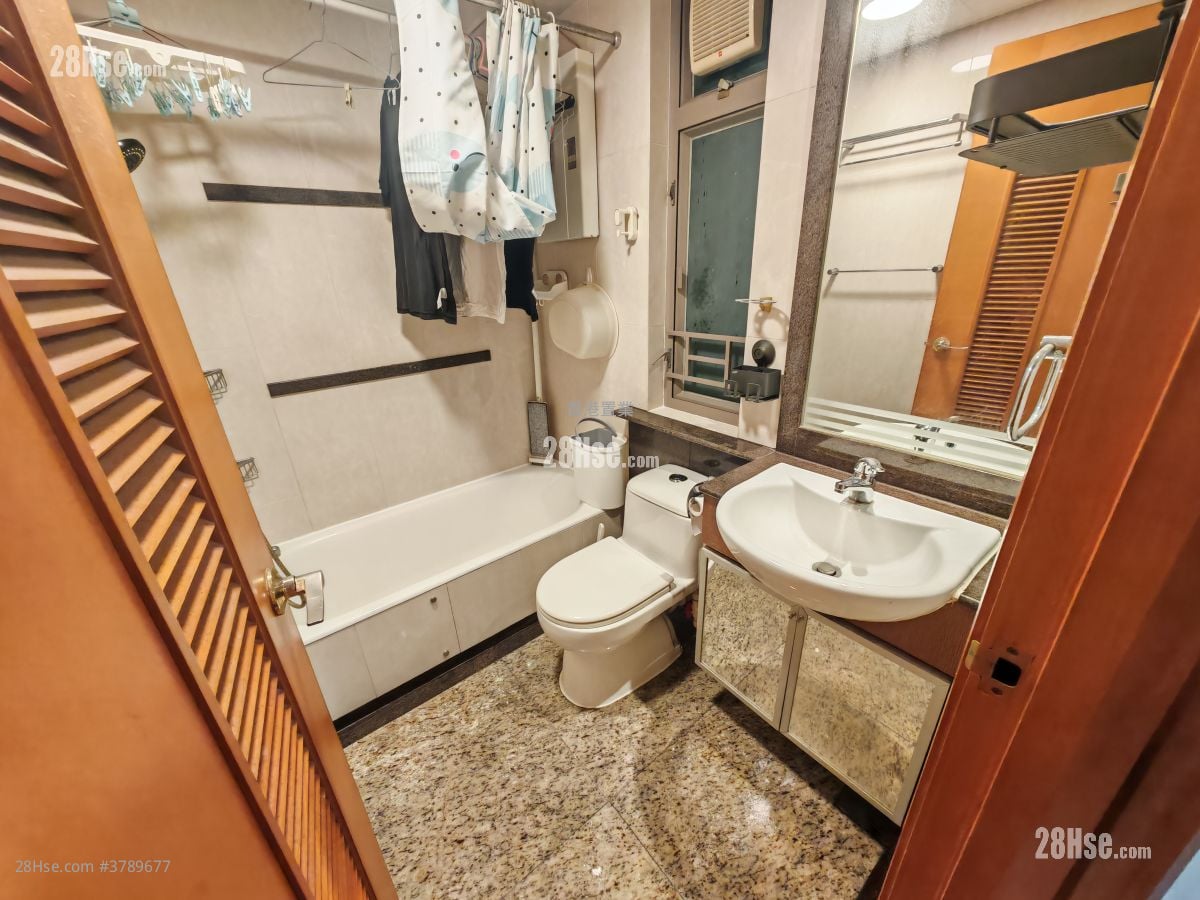 君傲湾 租盘 2 房 , 1 浴室 471 平方尺