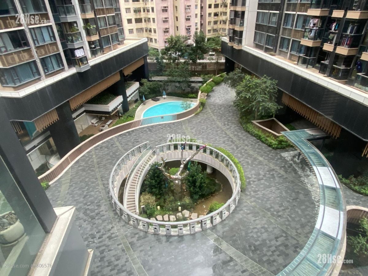 View: Fleur Pavilia Sell 4 Bedrooms , 2 Bathrooms 906 ft²
