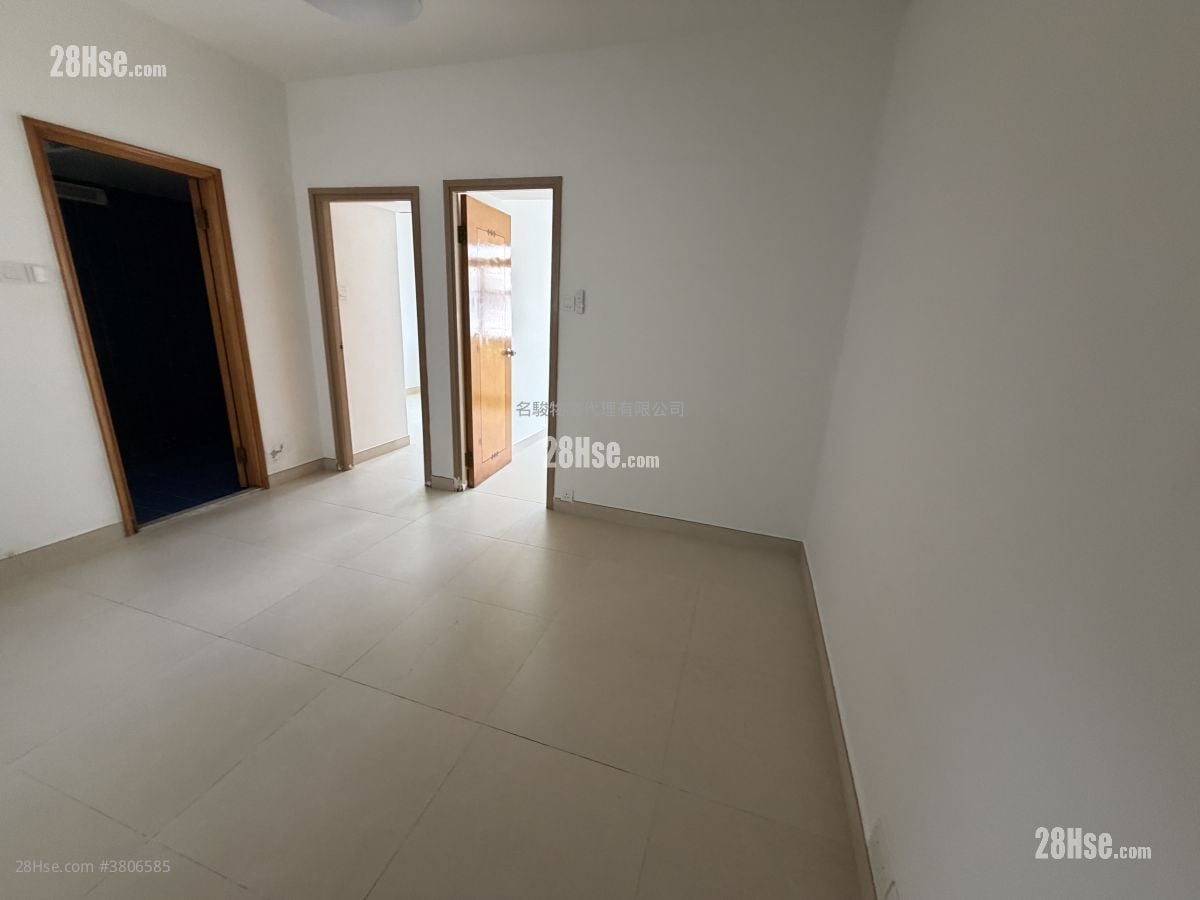 新都城大厦 租盘 2 房 , 1 浴室 485 平方尺